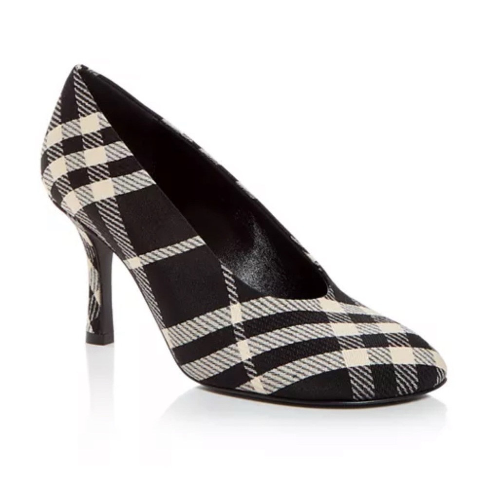 Burberry
Women's Check Baby Pumps Size 36